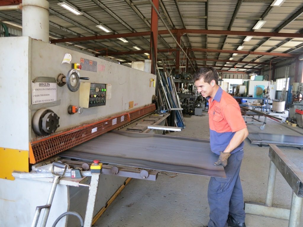 Servis Coil Center Guillotine Shear